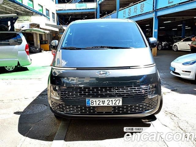 Hyundai Staria 2023 — Фото 19/19