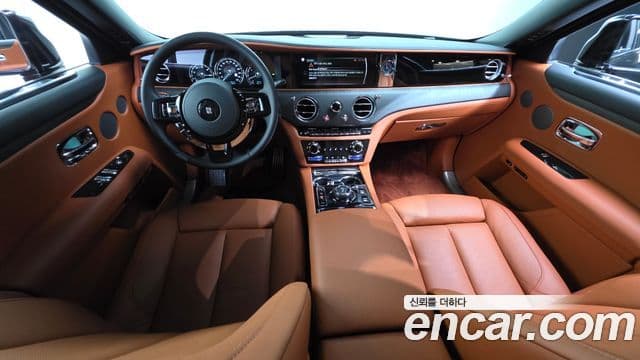 Rolls-Royce Ghost 2021 — ფოტო 2/35