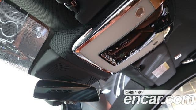 Rolls-Royce Ghost 2021 — ფოტო 25/35