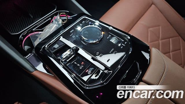 BMW 5 Series 2025 — Photo 4/36