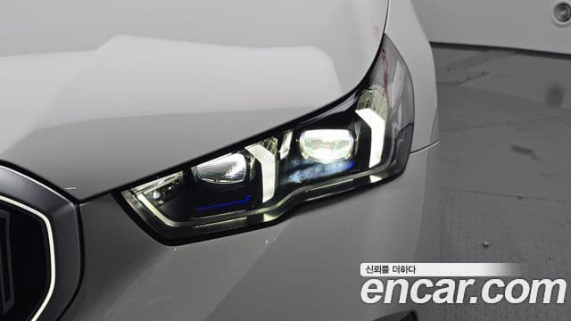 BMW 5 Series 2025 — Photo 29/36