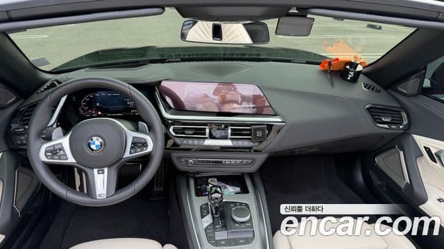 BMW Z4 2025 — Photo 16/20