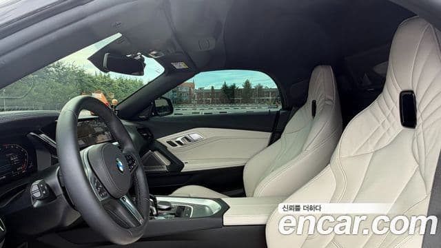 BMW Z4 2025 — Photo 2/20