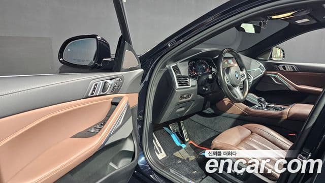 BMW X6 2020 — Фото 13/20