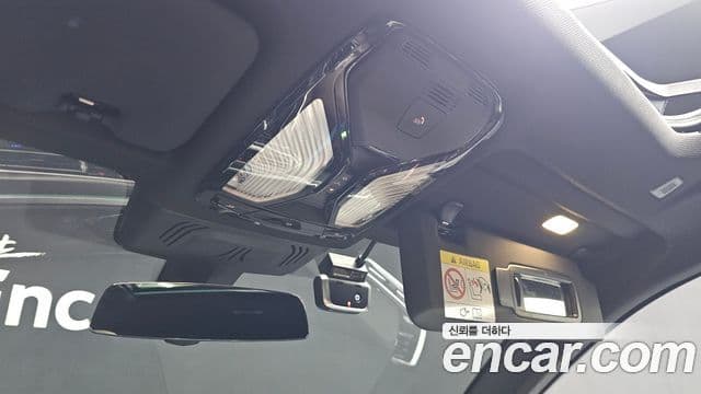 BMW X6 2020 — Photo 31/35