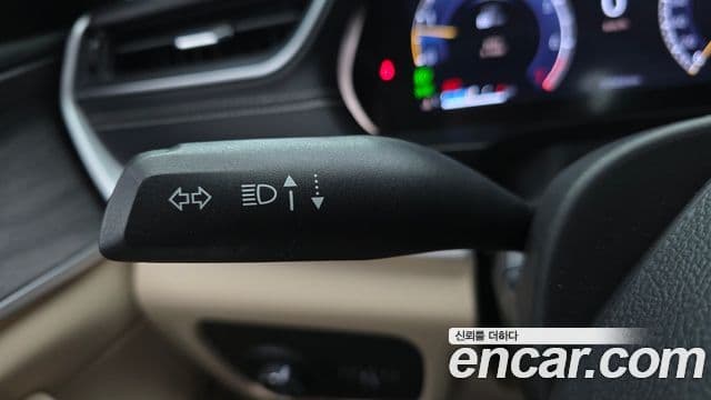 Jeep Grand Cherokee 2023 — Photo 11/31