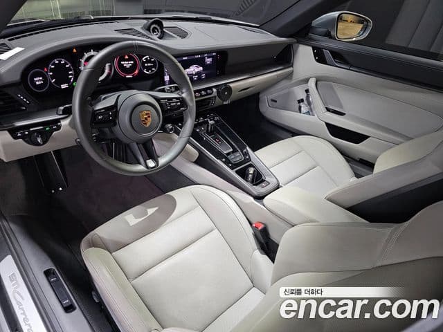 Porsche 911 2021 — Photo 20/20