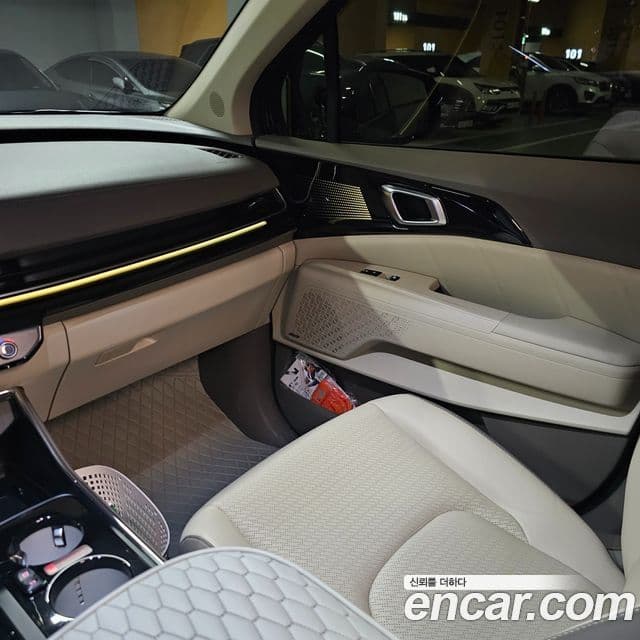 Kia Carnival 2026 — ფოტო 12/17