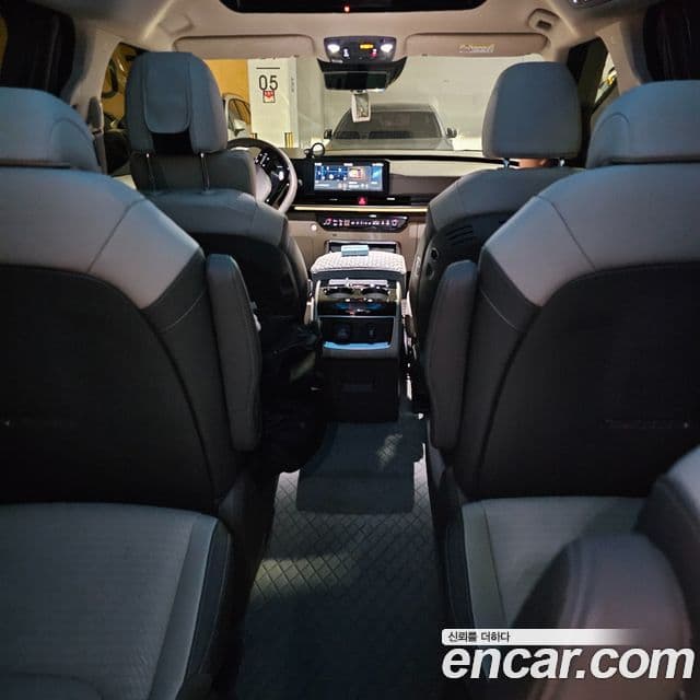 Kia Carnival 2026 — ფოტო 5/17