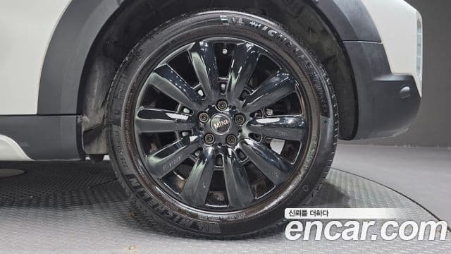Mini Cooper Countryman 2023 — Şəkil 21/34