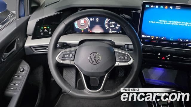 Volkswagen Golf 2026 — Şəkil 22/36