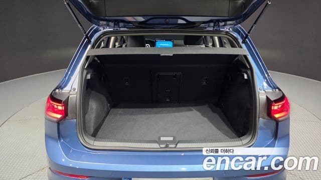 Volkswagen Golf 2026 — Şəkil 18/36