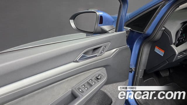 Volkswagen Golf 2026 — Şəkil 12/36