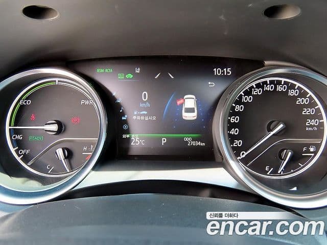 Toyota Camry 2024 — ფოტო 1/20