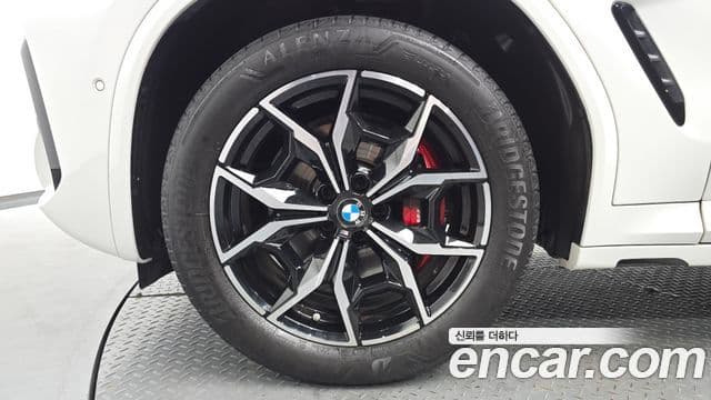 BMW X4 2023 — Фото 5/20