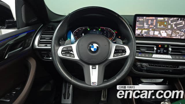 BMW X4 2023 — Фото 13/20