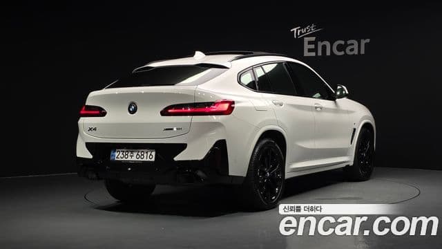 BMW X4 2025 — Фото 2/20