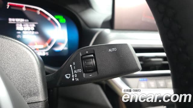 BMW X4 2025 — Şəkil 15/39