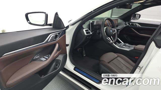 BMW 4 Series 2025 — Фото 10/20