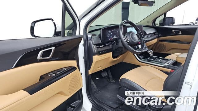 Kia Carnival 2022 — Фото 10/20