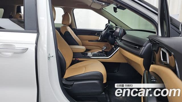 Kia Carnival 2022 — Фото 11/20