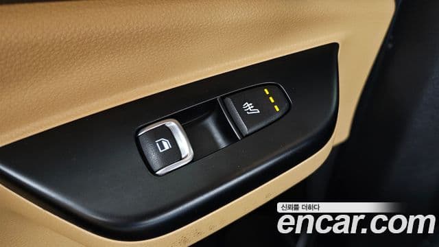 Kia Carnival 2022 — Фото 19/20