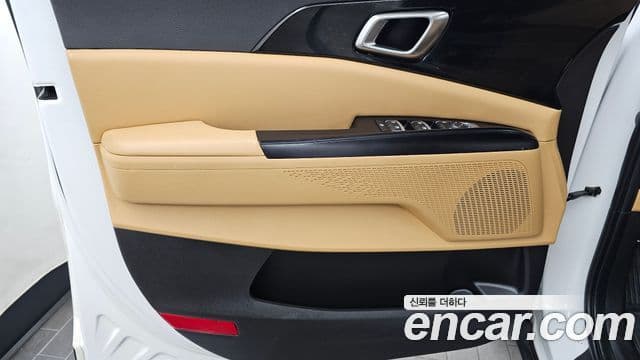 Kia Carnival 2022 — Photo 29/34