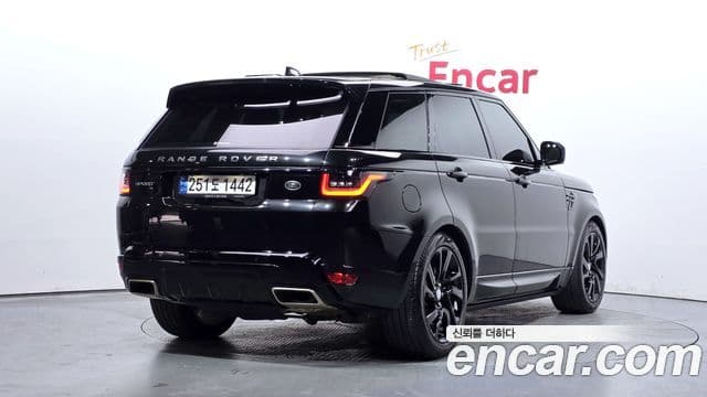 Land Rover Range Rover Sport 2022 — Şəkil 28/34