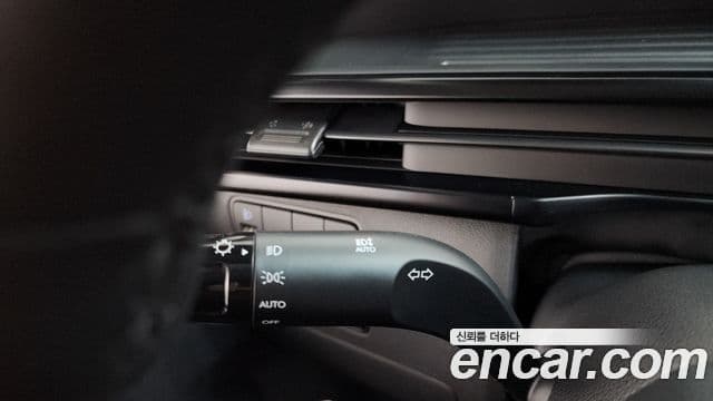 Hyundai Staria 2026 — Photo 31/33