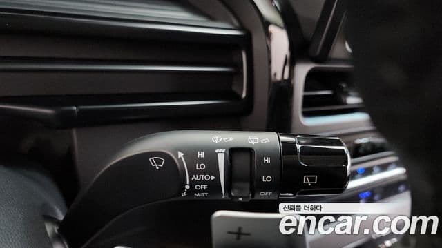 Hyundai Staria 2026 — Photo 5/33