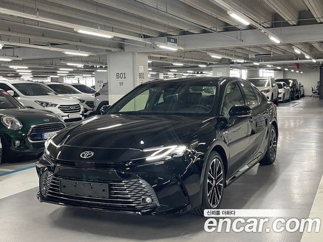 Toyota Camry 2026 — Şəkil 15/16