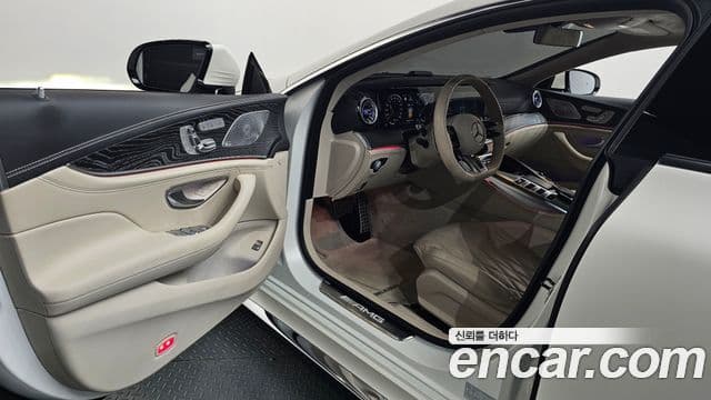 Mercedes-Benz AMG GT 2023 — Фото 10/20