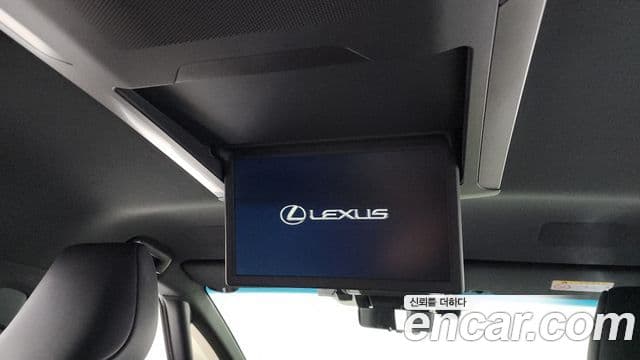 Lexus LM 2025 — Фото 18/20