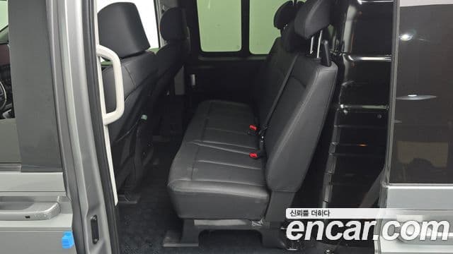 Hyundai Staria 2023 — Фото 12/20