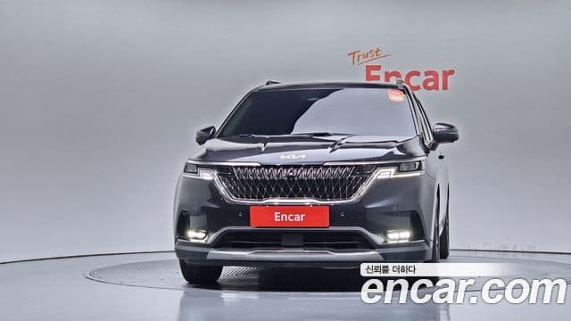 Kia Carnival 2022 — Фото 3/20
