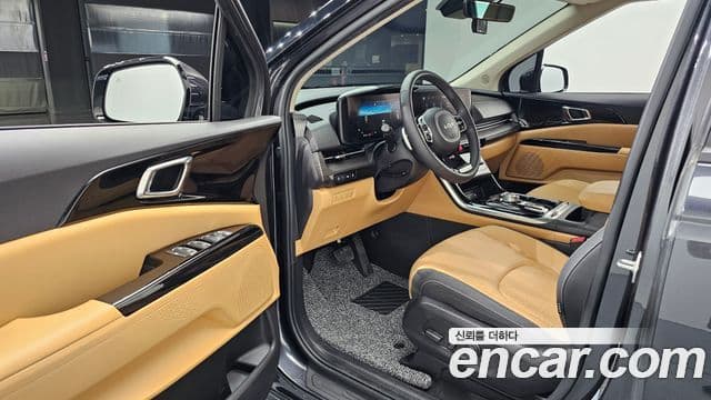 Kia Carnival 2022 — Фото 10/20