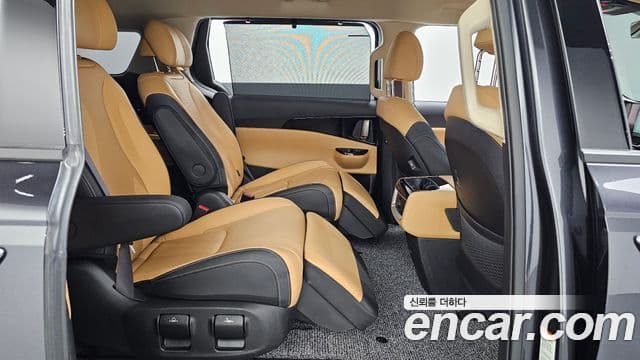 Kia Carnival 2022 — Фото 12/20
