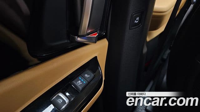 Kia Carnival 2022 — Фото 18/20