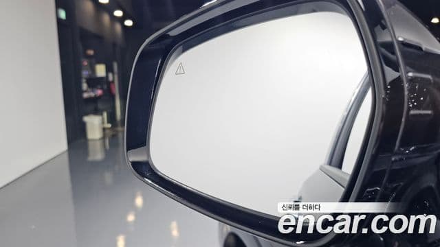 Kia Carnival 2022 — ფოტო 30/37