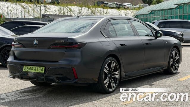 BMW i7 2024 — Photo 15/20