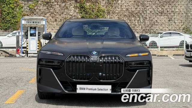 BMW i7 2024 — Photo 20/20