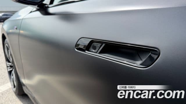BMW i7 2024 — Photo 9/20