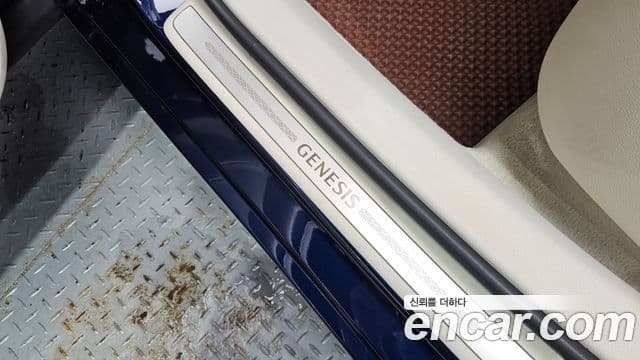 Genesis G90 2022 — ფოტო 16/38