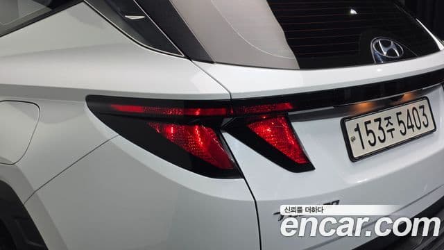 Hyundai Tucson Hybrid 2022 — Photo 2/30