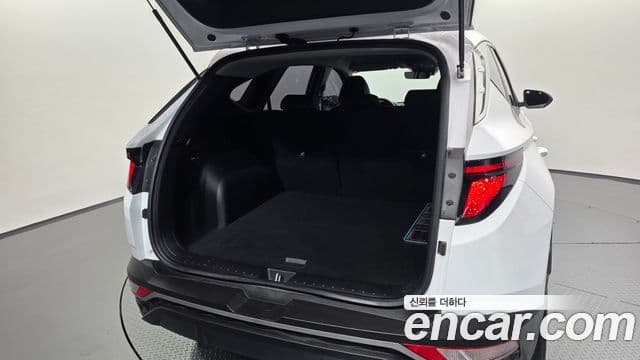 Hyundai Tucson Hybrid 2022 — Photo 11/30