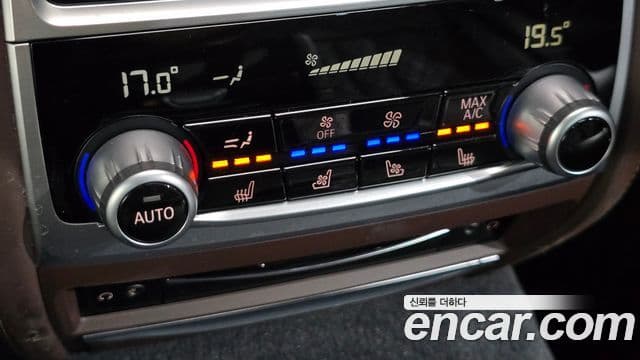 BMW 7 Series 2020 — Фото 13/20