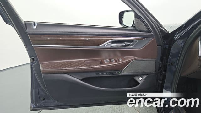 BMW 7 Series 2020 — ფოტო 7/34