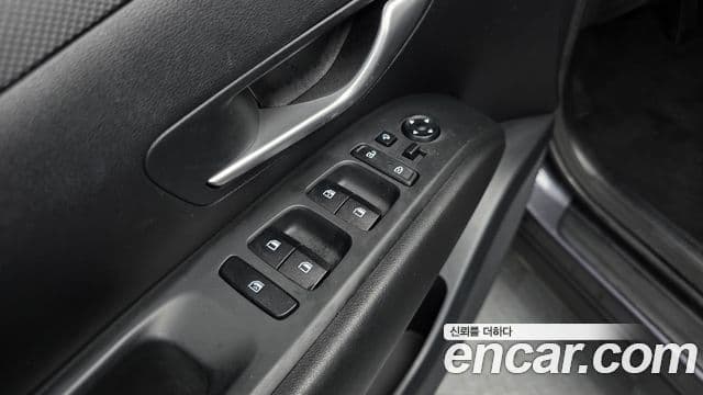 Hyundai Tucson Hybrid 2021 — ფოტო 23/34