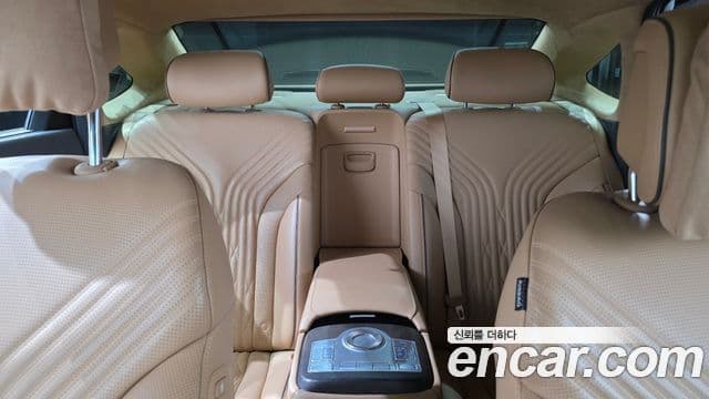 Genesis G80 2020 — Şəkil 28/37