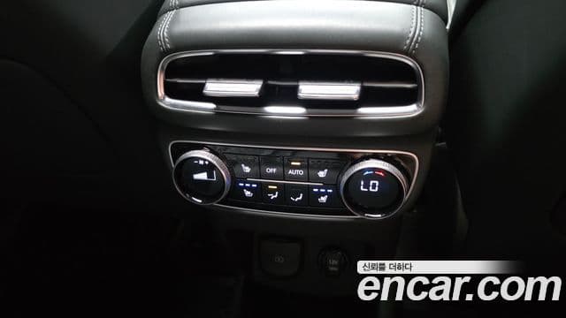 Genesis GV80 2020 — Şəkil 18/20